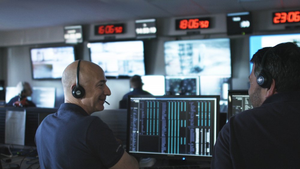 Miliardář Jeff Bezos míří do vesmíru. Jeho sen trvá už deset let.