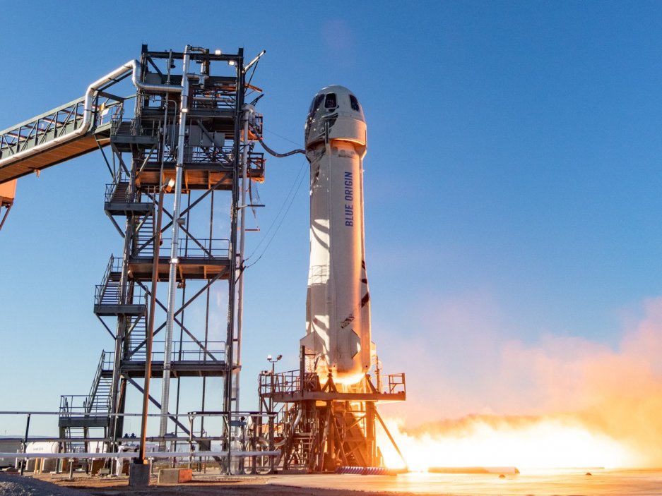 Miliardář Jeff Bezos míří do vesmíru. Jeho sen trvá už deset let.