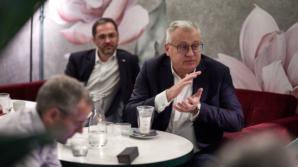 Roman Pečenka, PRK Partners a Jiří Nouza, SPS