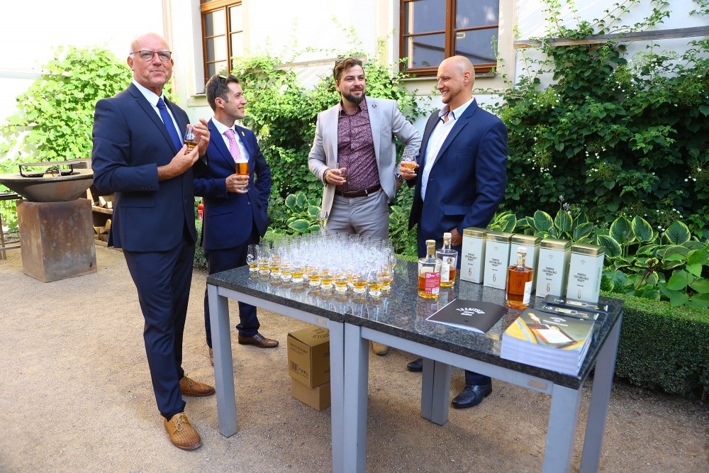 Během akce se podávala také první česká whisky, která se pod značkou TREBITSCH destiluje v Třebíči.