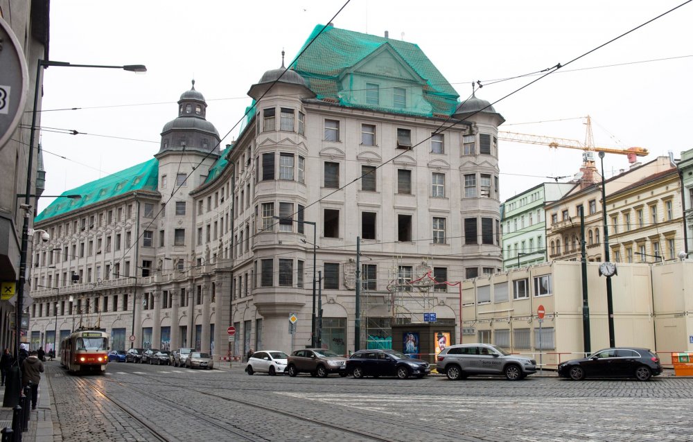 Cukrovarnický palác v Praze na Senovážném náměstí, kde sídlí hotel Andaz Prague