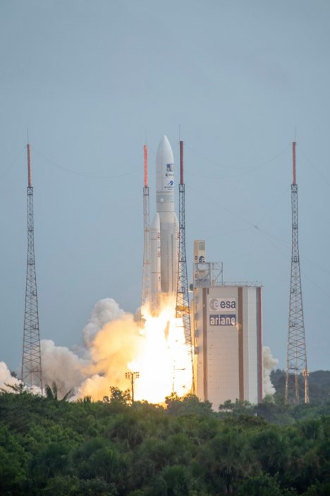 Raketa Ariane 5 nesoucí kosmickou sondu Jupiter Icy Moons Explorer, zkráceně Juice, odstartovala z kosmodromu v Kourou ve Francouzské Guyaně 14. dubna 2023. Cesta sondy k Jupiteru potrvá osm let.