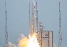 Raketa Ariane 5 nesoucí kosmickou sondu Jupiter Icy Moons Explorer, zkráceně Juice, odstartovala z kosmodromu v Kourou ve Francouzské Guyaně 14. dubna 2023. Cesta sondy k Jupiteru potrvá osm let.