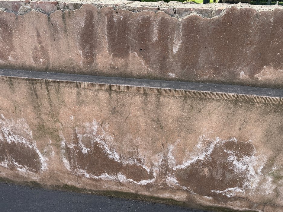 Zeď, detail