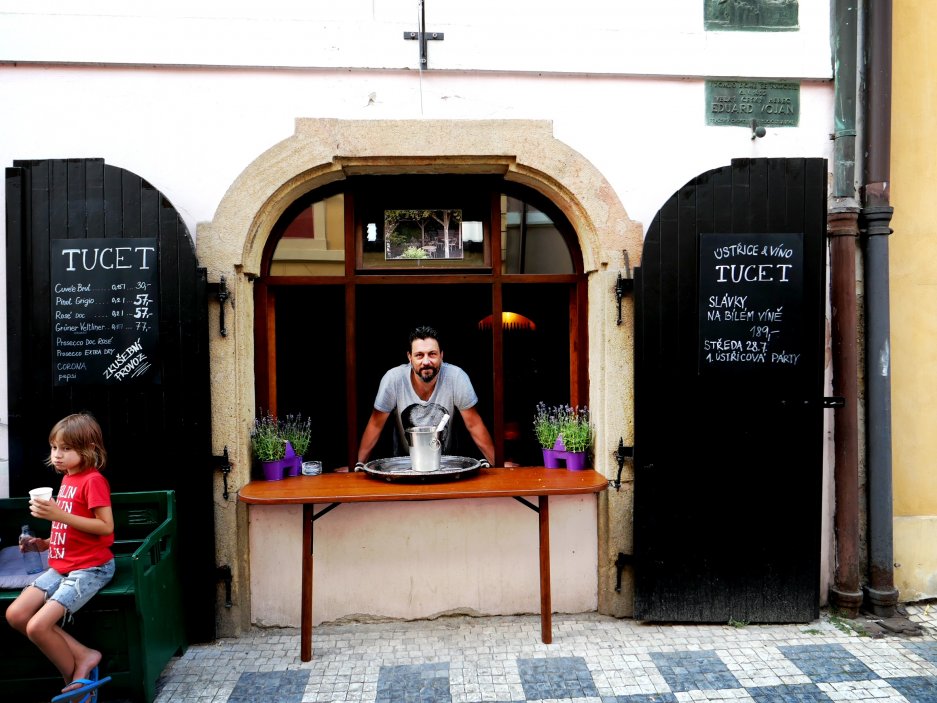 Prostor už v minulosti fungoval jako gastroprovoz.