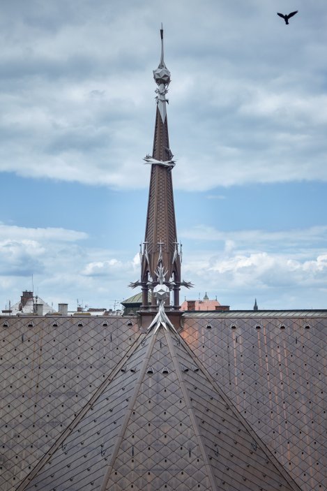 Jedním z největších zásahů byla oprava střechy. Krov byl kvůli zatékání rozsáhle poškozený.