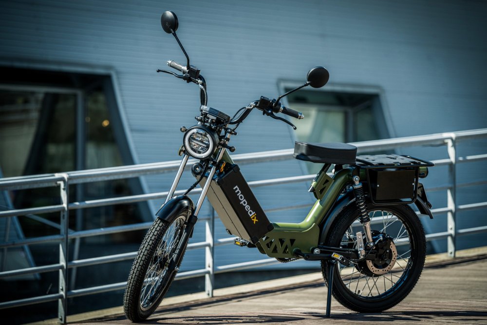 Moped s elektrický pohonem Mopedix vyjde na více než 134 tisíc korun