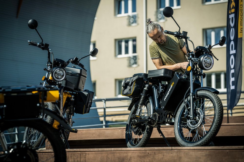 Moped s elektrický pohonem Mopedix byl představen na Technické univerzitě v Liberci