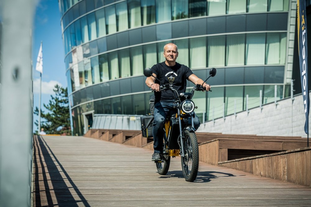 Moped s elektrický pohonem Mopedix byl představen na Technické univerzitě v Liberci