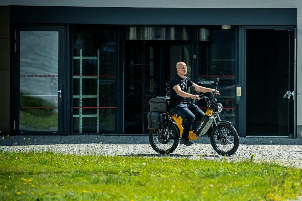 Moped s elektrický pohonem Mopedix byl představen na Technické univerzitě v Liberci