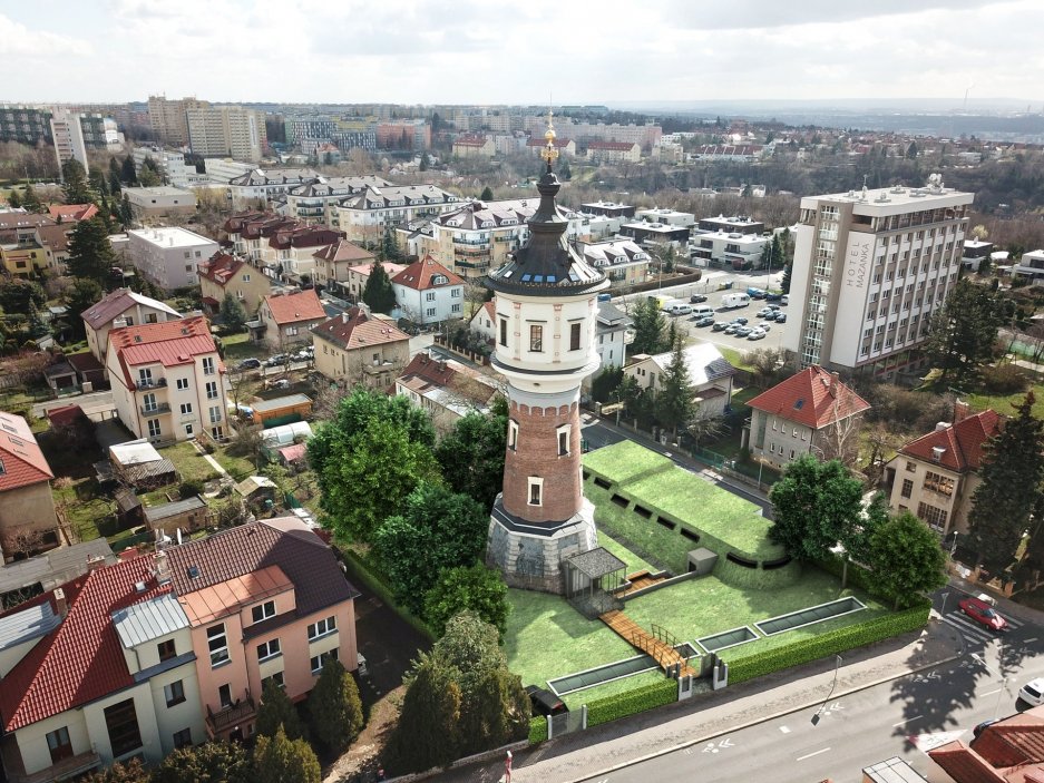 Vodárenská věž v Libni je tou nejmenší ze všech pražských vodárenských věží. Postavená byla v roce 1905 a sloužila jako zásobárna vody pro okolní, výše položené činžovní domy. Kulturní památkou je od roku 1991.