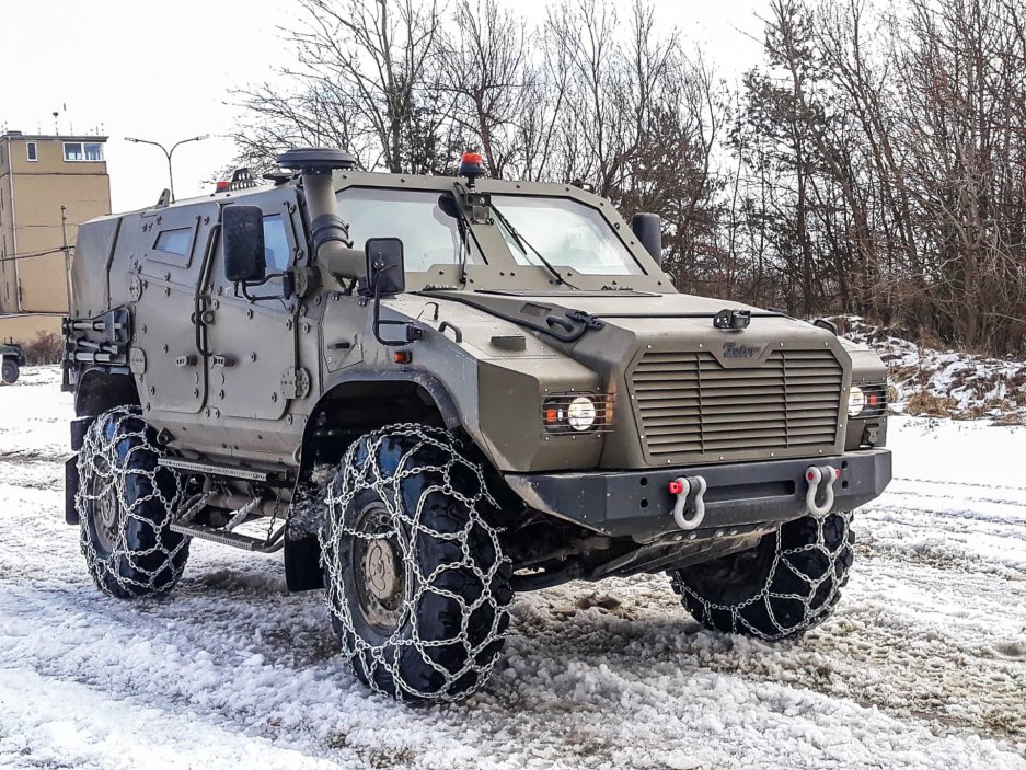 Obrněné taktické vozidlo Zetor Gerlach 4×4, které se veřejnosti poprvé představilo na Slovensku v roce 2018, zatím stále čeká na příležitost. Dosud se neprodal žádný tento obrněnec. Vyrobeno jich bylo zatím osm, z toho dva kusy posloužily pro testy a byly rozstříleny