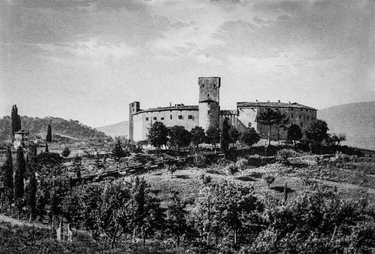 Hrad Castello byl postaven v roce 1050.
