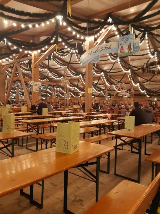 V Mnichově začíná tradiční festival piva Oktoberfest
