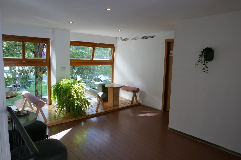 Unikátní interiér navrhla architektka Michaela Horáková a její studio MH Architects.