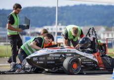 Studenti ETH Zurich a University of Lucerne postavili elektromobil, který má zrychlení větší než gepard či vozy formule 1.