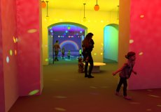 Kampus Hybernská: Interaktivní expozice Duha je první instalace určená speciálně pro dětské návštěvníky. Postaralo se o ní kreativní studio 3dsense