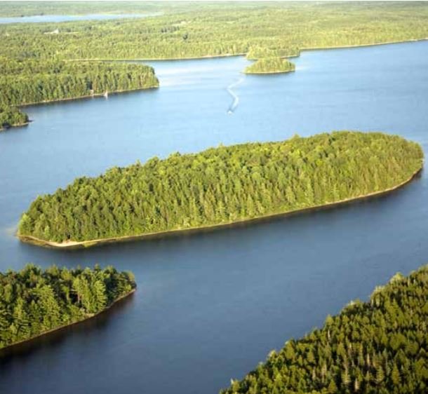 Ostrov Partridge Island se nachází v Novém Skotsku, téměř osm hektarů půdy vyjde na zhruba 3,7 milionu korun.