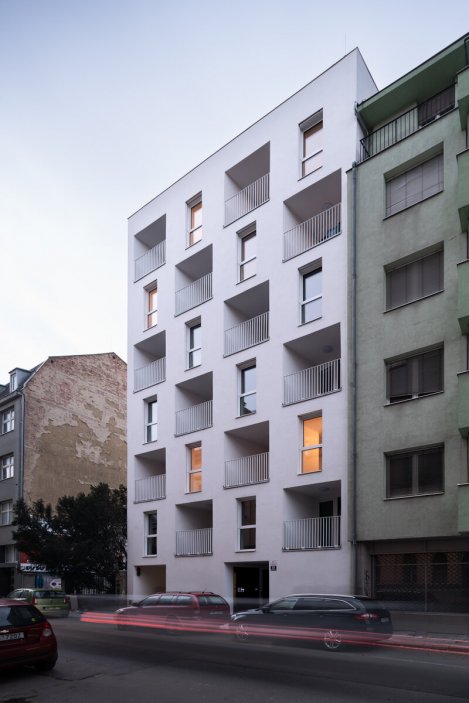 Projekt bytového domu v brněnské čtvrti Zábrdovice, který navrhli architekti ze studia CL3 architekti, ocenila porota v kategorii novostavba.